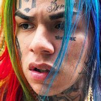 Does 6ix9ine Have A Boyfriend And Did Their Explicit Video Leak。